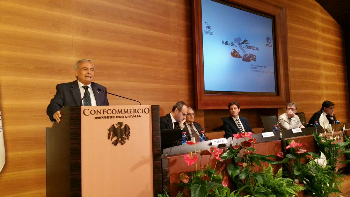 gibiino_v's tweet photo. Italia Disconessa Confcommercio intermodalita' si ferma a Bologna @forza_italia @DeborahBergamin @Fi_Pdl_Senato http://t.co/2EFPACdDlm