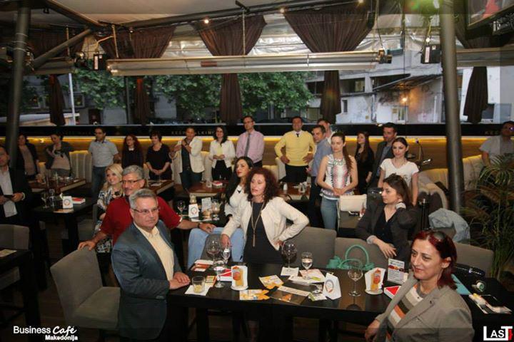 HotelRussiaMKD's tweet photo. @HotelRussiaMKD на 10то овогодинешно Бизнис Кафе - Македонија! http://t.co/eAac7C84mF