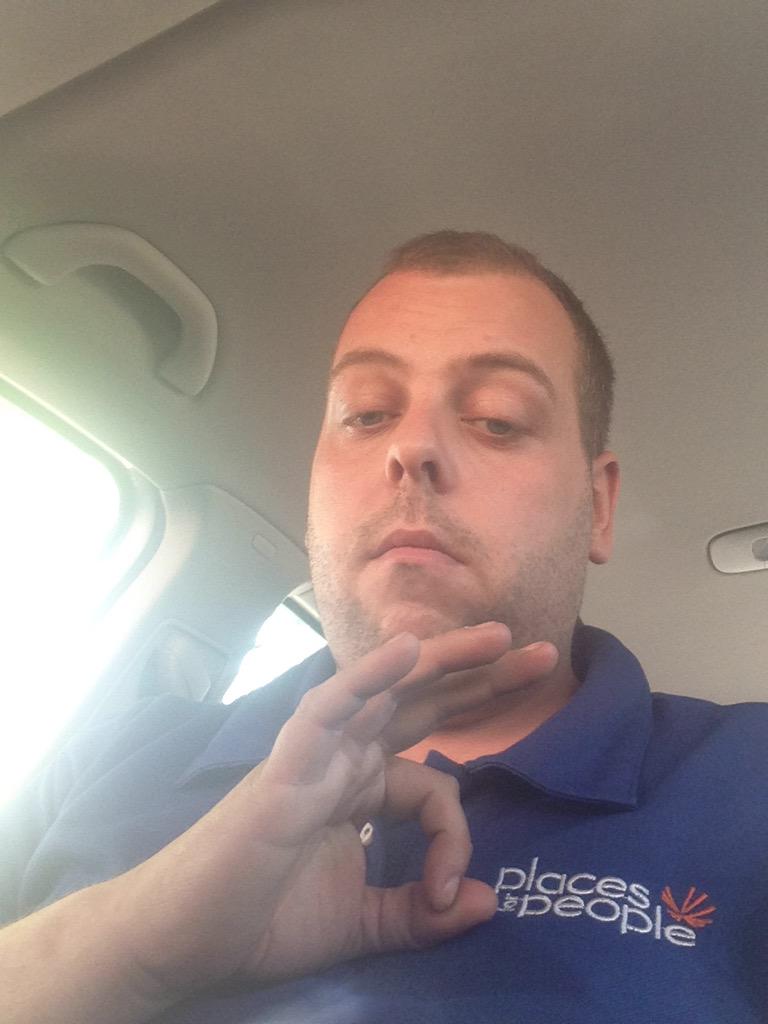 big1pun's tweet photo. #KISSTORY on route to Putney http://t.co/AA0kgsmjy9