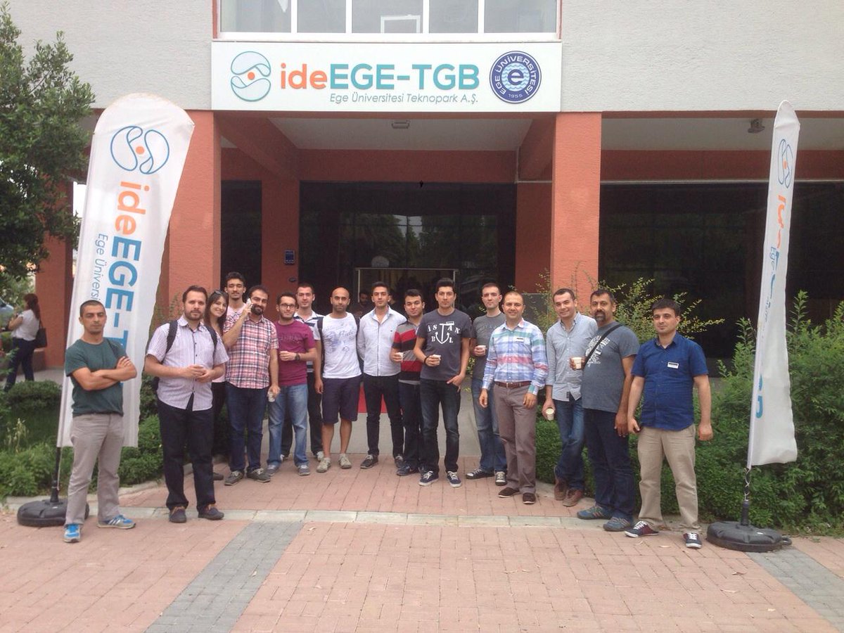 izmirhs's tweet photo. Taşındık - 1 http://t.co/owvyNnULqk
