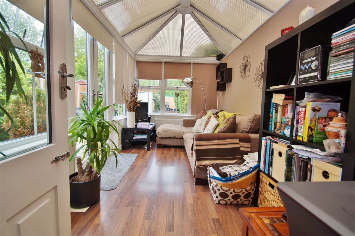 Beacham Road £204,950 Four bedroom home with original character and features
To book a viewing call 01704 536900