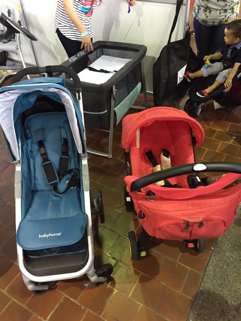ladydevillion's tweet image. Transition from @doonausa to @babyhome_social #emotion #13lbs #foldsflat #selfstanding  #onehandopen #onehandpush