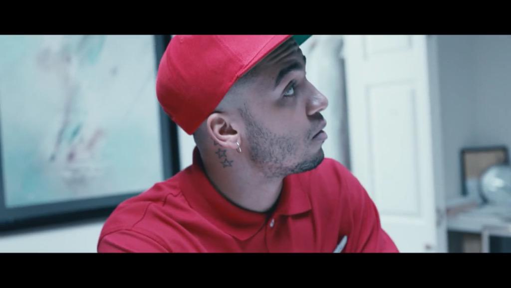 ItsHannah_01's tweet photo. I wonder if @AstonMerrygold ended up cleaning the back room in the end??? 😂😂😂 #GetStupidVideo🎉 http://t.co/b3kiwCF6jc