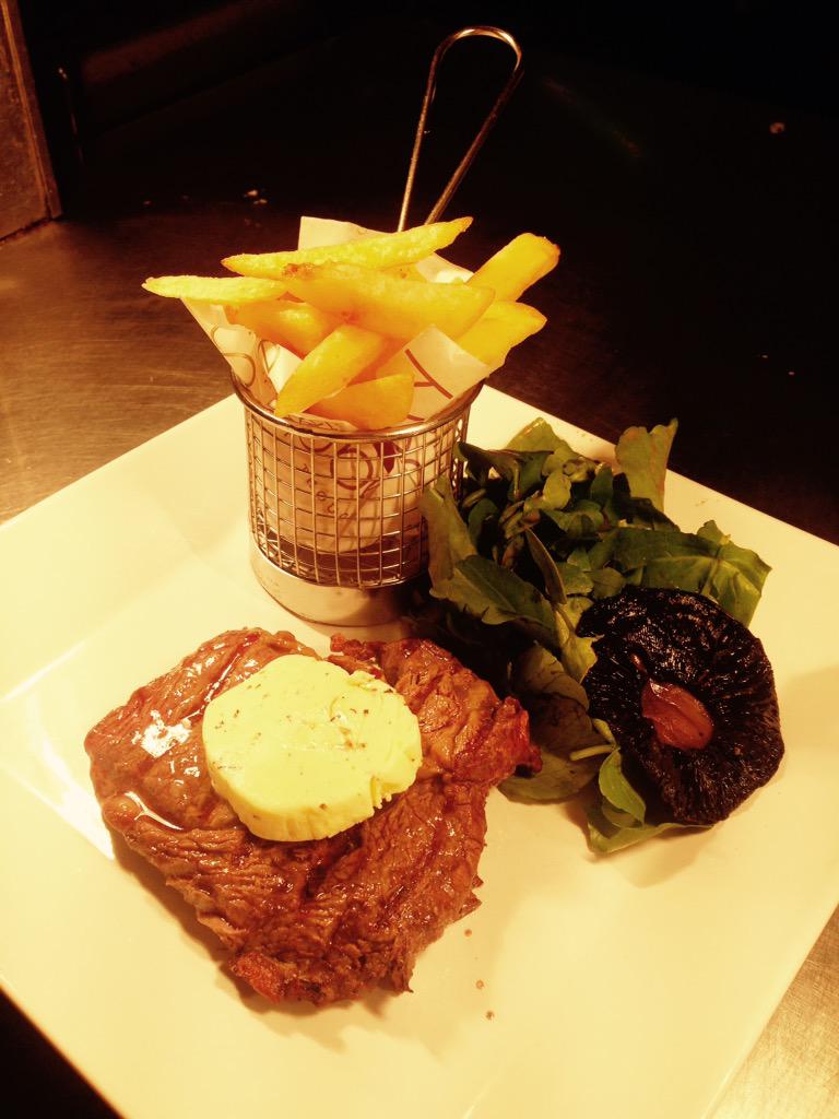 YAT_Restaurant's tweet photo. Rib Eye Steak with crispy fries &amp; grilled mushroom @YvonneArnaud #newmenu http://t.co/lkyrJPCOOi