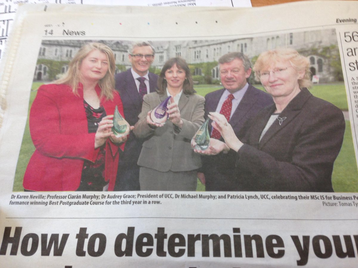 AFISTechSupport's tweet photo. Congrats great pic
#Gradawards
#bissuccess
#mscisbp
@BIS_CK203
@BIS_UCC
@CorkEveningEcho http://t.co/ejYyvppRfA