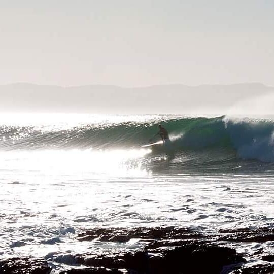 EpicJbay's tweet photo. Prime time conditions here today. Clean water light offshores and sunny skies. http://t.co/e7j9nQRbf6