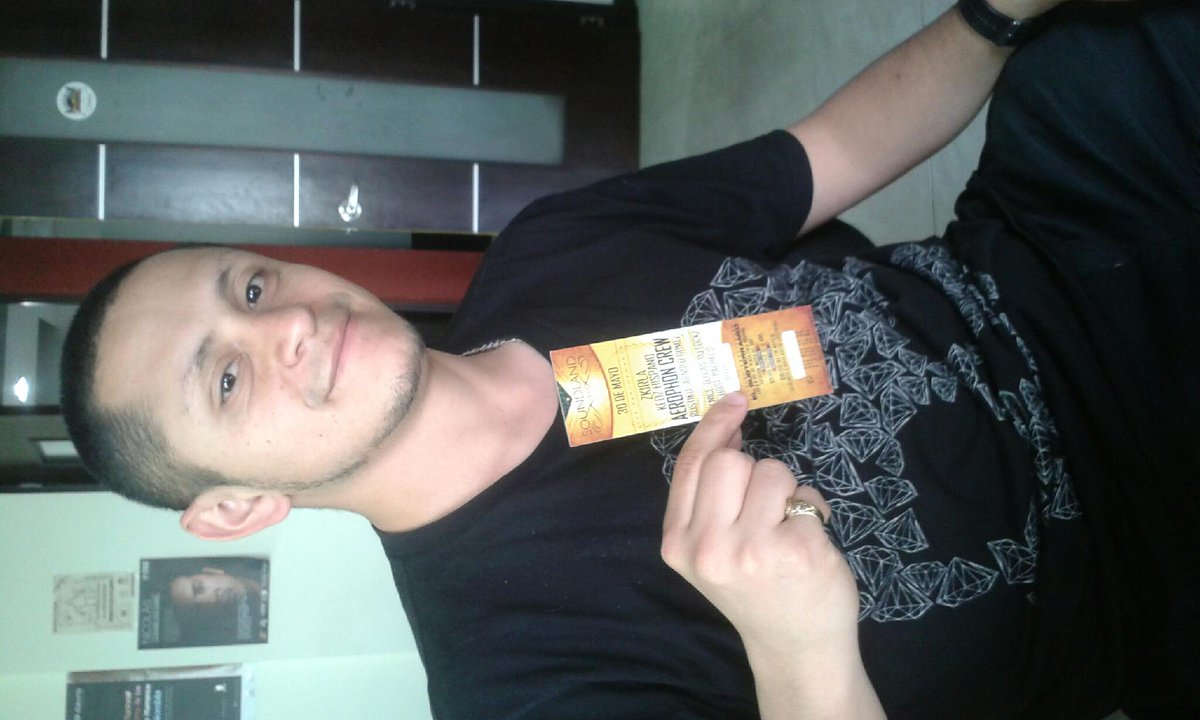 DUSTINGMUSIC's tweet photo. Otro feliz ganador de #SoundlandFest ¿y tú qué estas esperand? http://t.co/D5L7qQGOyY
