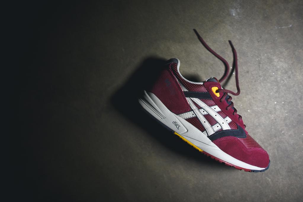 soleindividual's tweet photo. Asics Men's Gel Saga Trainers Burgundy/Off White are available here: http://t.co/hbno3MrYtS ships free! http://t.co/HLqb9HeOEs