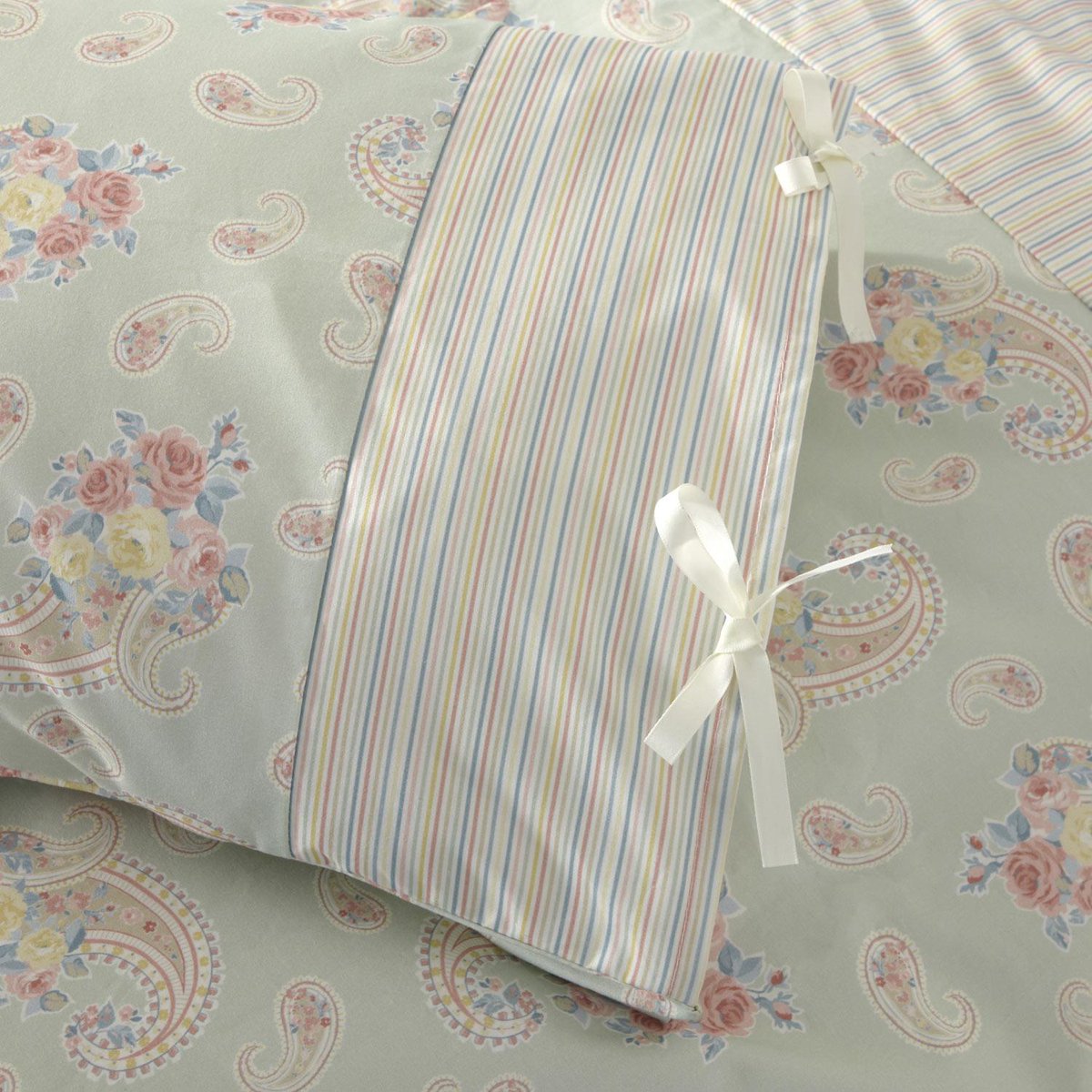 DoveMill's tweet photo. Save 25% on selected @vantonahome printed bedding sets now! 
http://t.co/uyv1nOrIvS #heritage #floral #vantona #bed http://t.co/c8dYj8FwcT