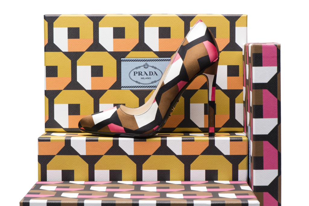 С 28 по 31 мая в магазине Prada у Вас будет возможность изготовления лодочек по индивидуальному заказу. #prada