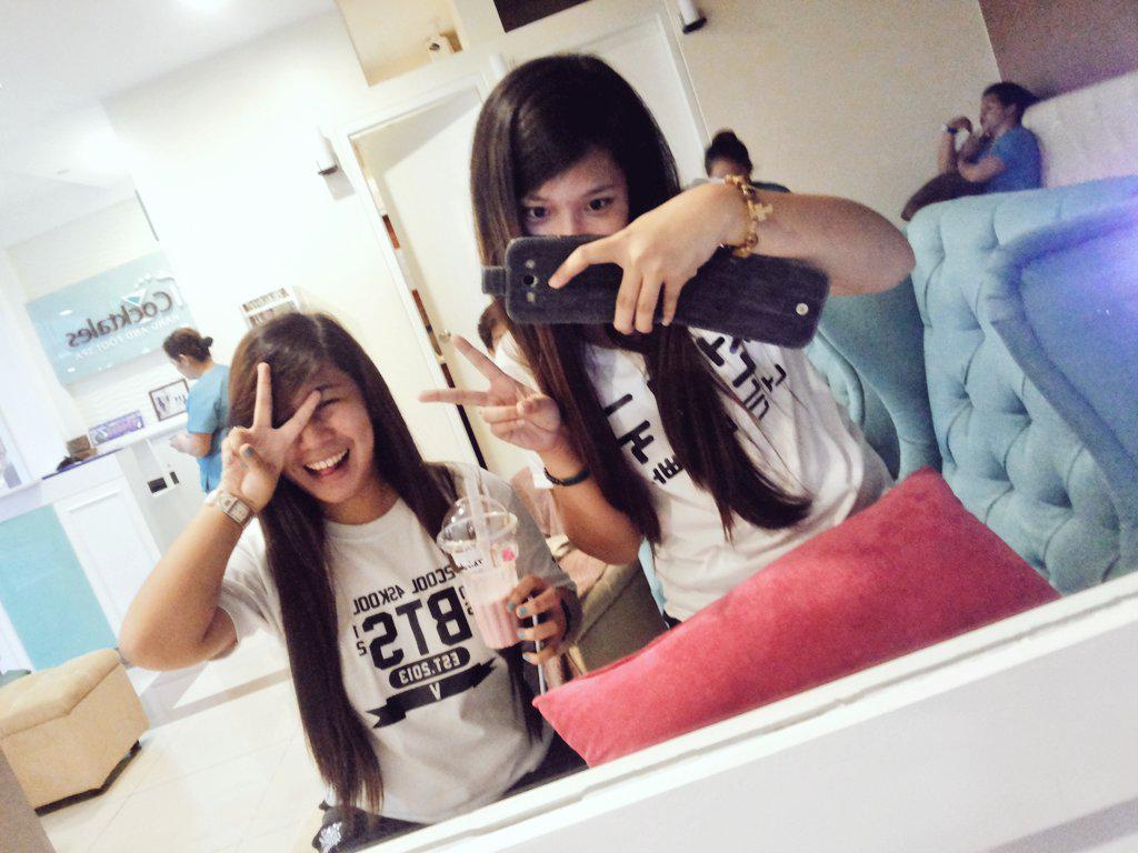 svtkookies's tweet image. w/ my pretty ma-muh! ㅎㅎㅎㅎㅎㅎㅎ #captionproblems #ig ㅋㅋㅋ 
fai vhe~ @VITAEJIN ♡♥♡