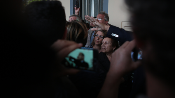 malastradafilm's tweet photo. Breve reportage dalla rivolta di Giarre.
Link: http://t.co/AtXlgWK1AP http://t.co/DpNYAyRdTu