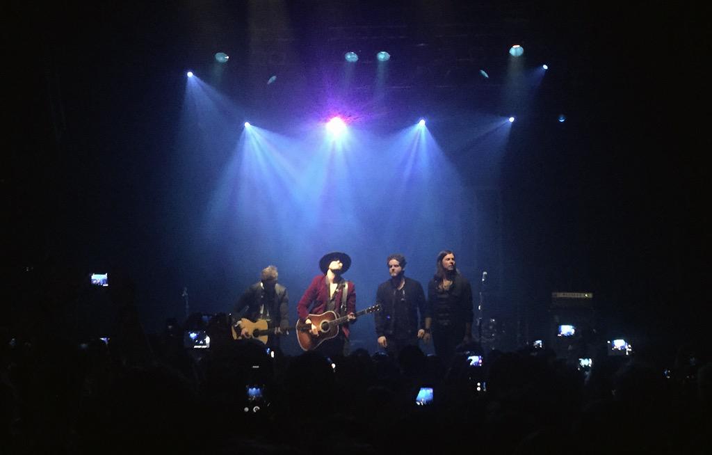Migongofilms's tweet photo. Even the flatulent fellow in front of me couldn't spoil the @NEEDTOBREATHE concert in Camden tonight! #Hereallystank http://t.co/AVs0NCctl3