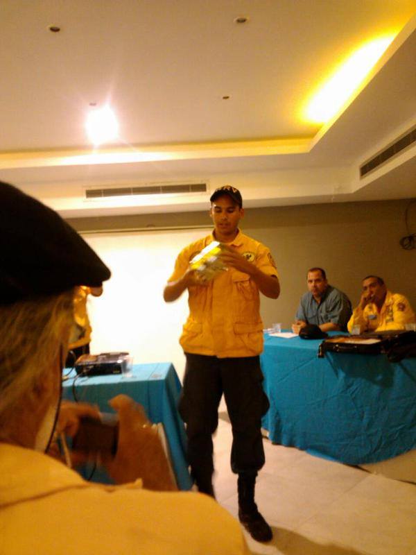 voluntarios miranda tweet media
