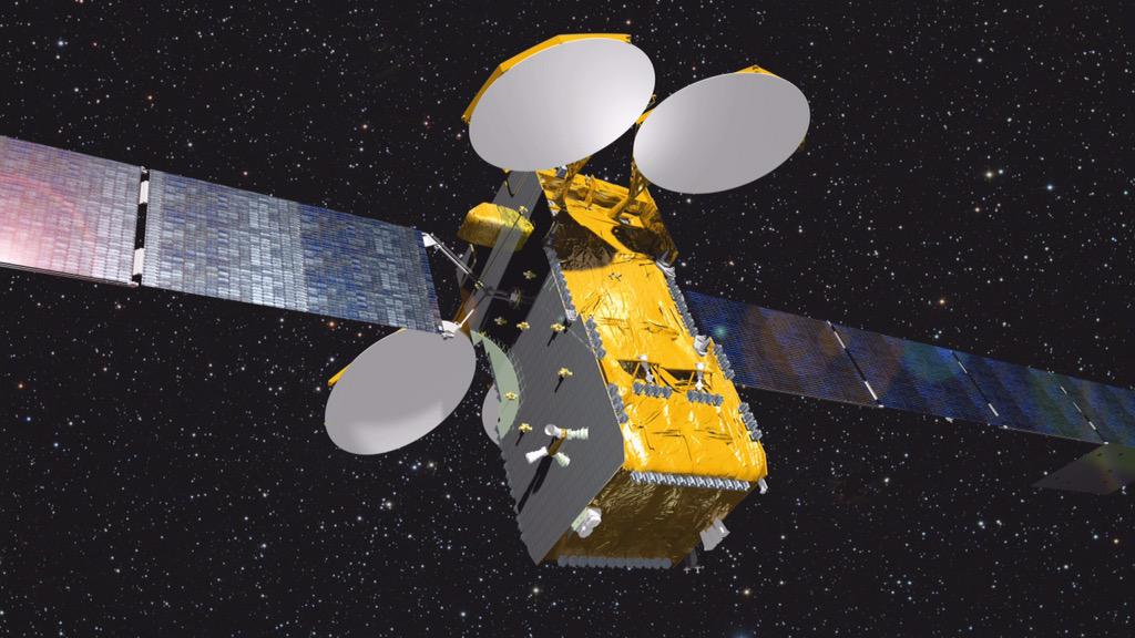 AirbusDefence's tweet photo. 65th successful launch of #Ariane5 delivers 100th telecom #satellite of @AirbusDS into orbit. http://t.co/YRhe5mcIbe http://t.co/SmXxQQpwAr