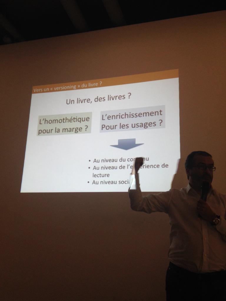 Culture_Mgmt's tweet image. Vers un #versionning du livre ? @cnaux #cmedition