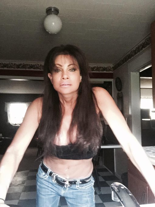 Happy Wednesday:)))) http://t.co/MV7muegWcv