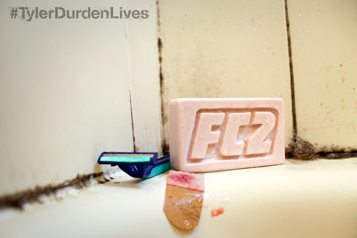 blambot's tweet photo. #TylerDurdenLives #FIGHTCLUB2 http://t.co/7UcjxCCL40
