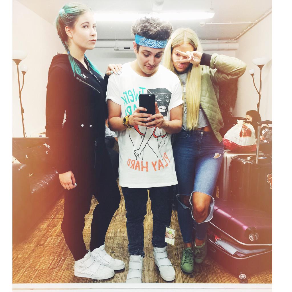 TheRealLiont tweet picture
