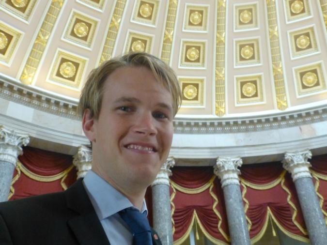 Han er dagens, framtidas - og miljøets mann! Torstein samlet Stortinget om at Pensjonsfondet skal ut av kull. Bravo!
