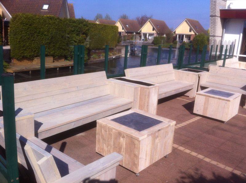 SteigerFactory's tweet image. Het is weer tijd voor de tuin! En daar hoort uiteraard een heerlijke loungebank in van steigerhout-factory.nl #zomer