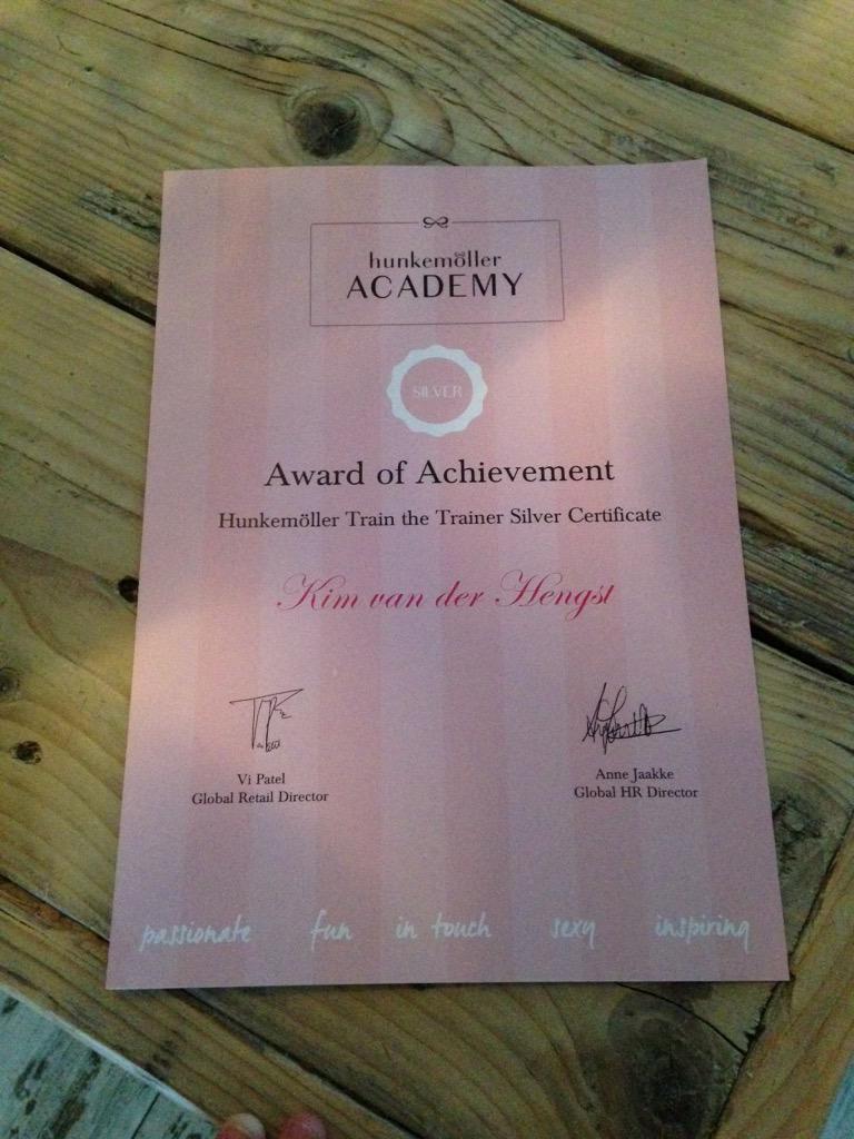 Oh yes! In the pocket! Wat een leuke inspirerende dag! 💫 @DianeVanGool <a href="/AlmeidaHkm/">MichelleAlmeidaHKM</a> <a href="/kiesjetoekomst/">kiesjetoekomst.nu</a> #greatplacetowork