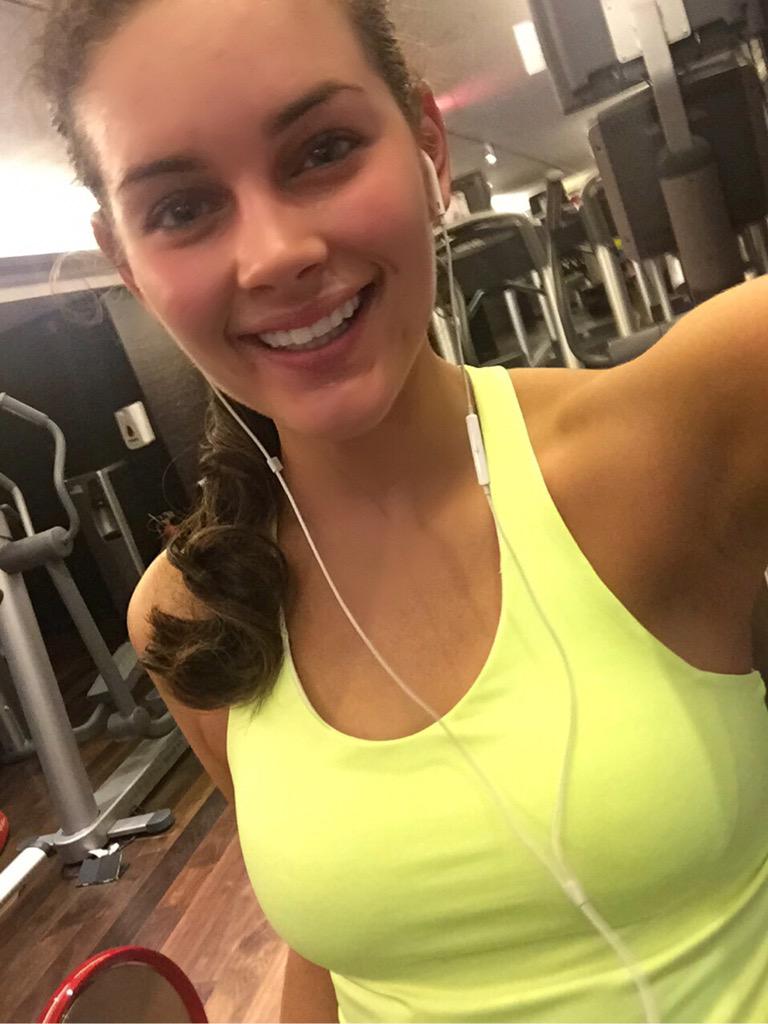 RoleneStrauss's tweet photo. Decided to invite everyone to join me; Focusing on my health this coming month
Nutritious food
Exercise
#HealthyJune http://t.co/y1yh9JtZwr