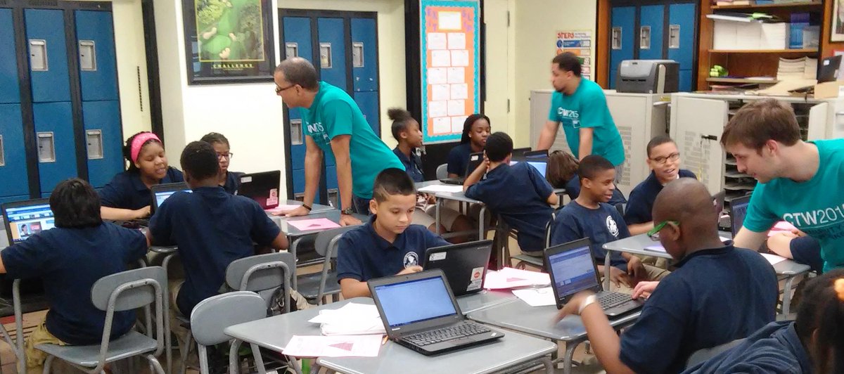 CFYNYC's tweet photo. Great to have @GoldmanSachs volunteers helping students at South Bronx Prep get started on Stop Summer Slide! http://t.co/Vuhf0WcHK1