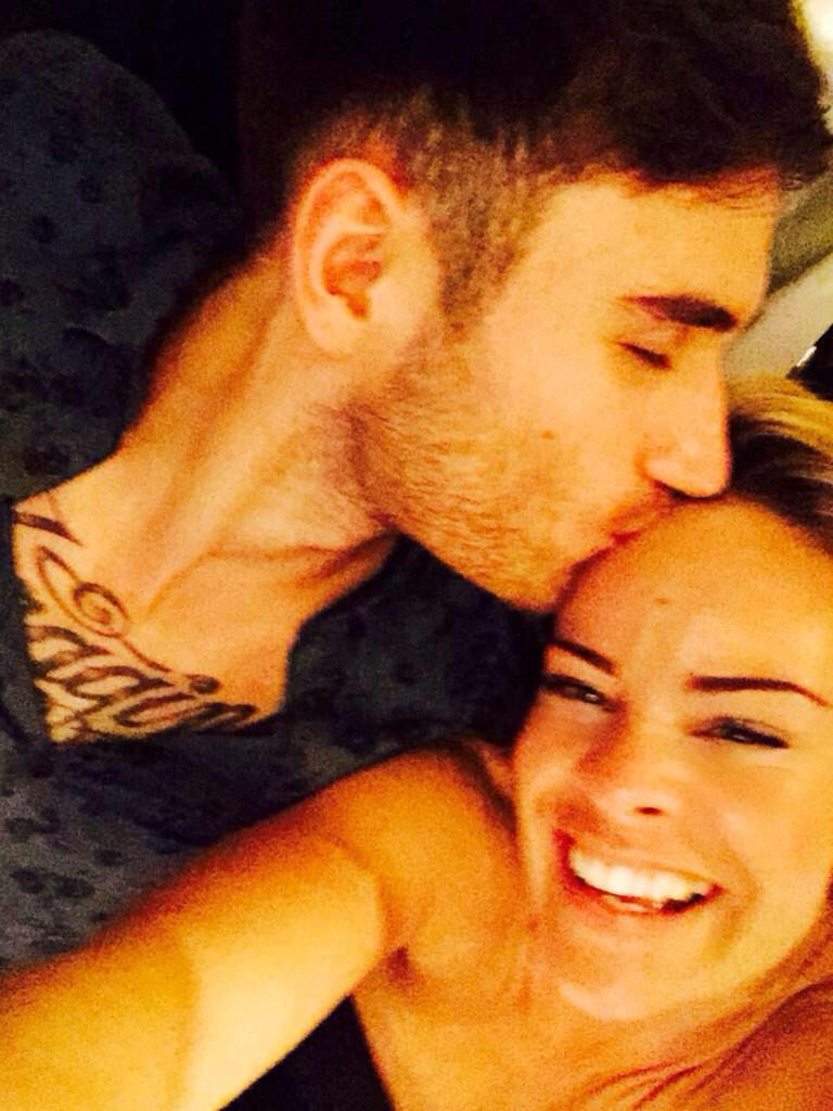 celebvceleb190's tweet photo. Best couple? 
RT - Charlie &amp; Tamara 
Fave - Nick &amp; Anna http://t.co/IuPh0eNnKY