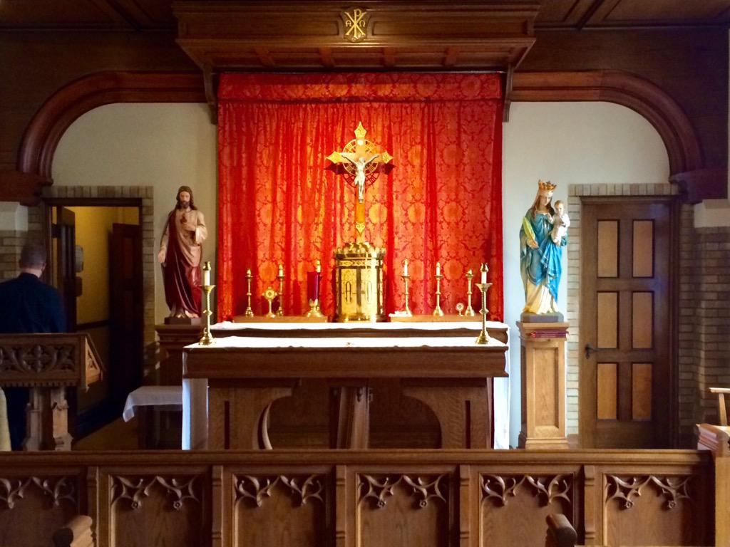 FrAndyTurner's tweet photo. Praying for seminarians and those discerning the seminary @Pontifical College Josephinum #shepherds #newxii http://t.co/XA7I8UHYFC