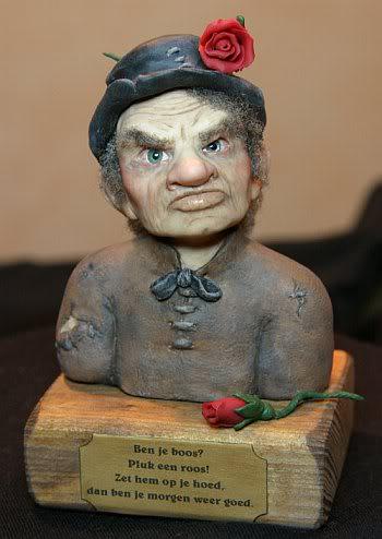 Ben je boos?
Pluk een roos.
Zet hem op je hoed, 
dan ben je morgen weer goed.