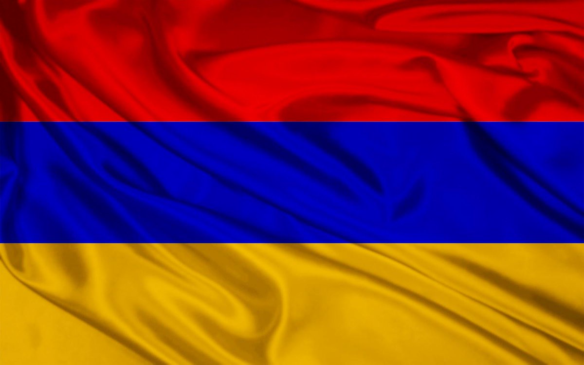 ArmanSimonian's tweet photo. Շնորհավորում եմ Հայաստանի Առաջին Հանրապետության Անկախության Տոնը: http://t.co/sDvWPtJPm6