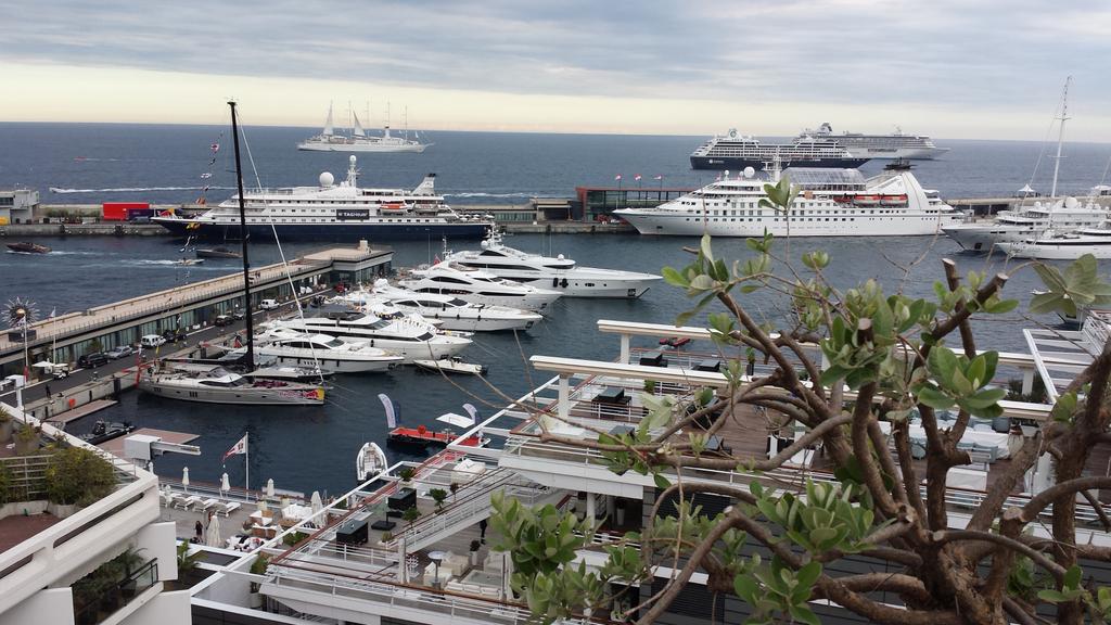 dubrun2015's tweet photo. Dinner in monaco at the mirena #DUBRUN2015 http://t.co/w4vACs9hGG