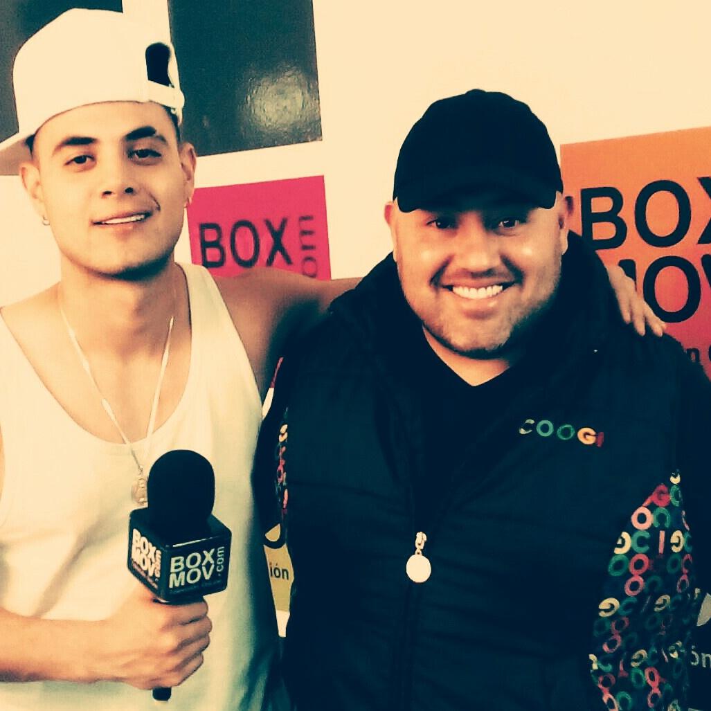 Mc_Capo's tweet photo. MAO MUSIk nos presenta su mas reciente vídeo musical  SUEÑO CONTIGO.
http://t.co/di3GUJfT6g http://t.co/Y6wfhM5NyU