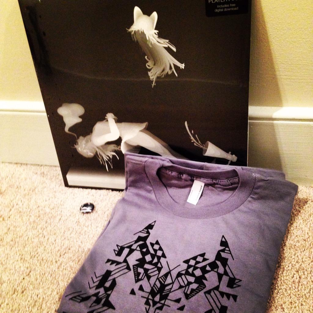 Fave or RT for a chance to win a pair of tickets to <a href="/MemoryTapes/">Memory Tapes</a> in the Entry 7/20 + merch (j.mp/1Hfgs3z)