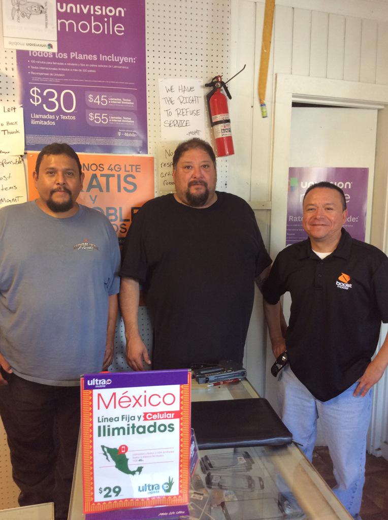 matthews_susy's tweet photo. Meet the newest San Antonio dealer, ladies and gents. @KristyPfahler @TimMiller44 #growthsuccess #topupsolutions http://t.co/fft37rAJJq