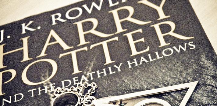 Hogwartssite's tweet photo. ¡CONFIRMADO! Un estudio psicológico realizado por científicos asegura que leer Harry Potter te hace mejor persona. http://t.co/jKRcpL6bJu