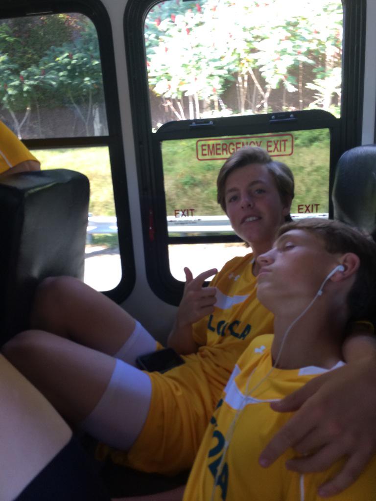 jack_blum21's tweet photo. Happy birthday big guy @brentweeterson #dancingpros #dembrew http://t.co/VaXtuJIOPr