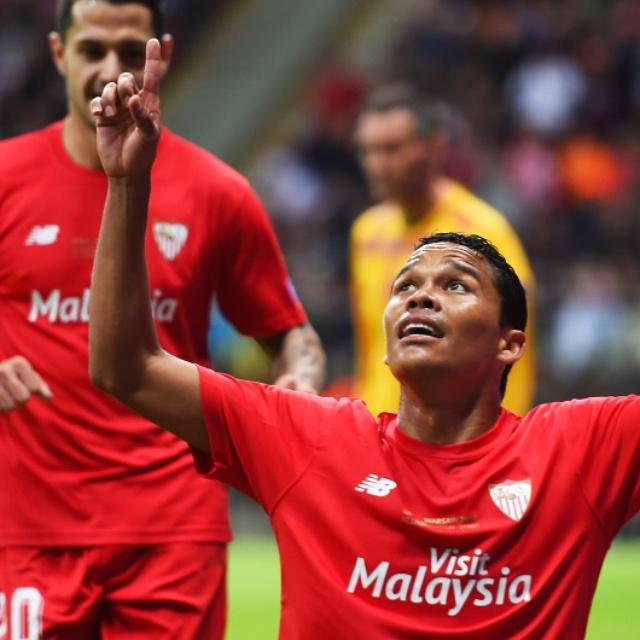 CucutaAleta's tweet photo. SEVILLA CAMPEÓN UEFA EUROPA LEAGUE 2014/15 #ORGULLOCOLOMBIANO CARLOS BACCA 💛💙❤ http://t.co/LKusWIO6IH