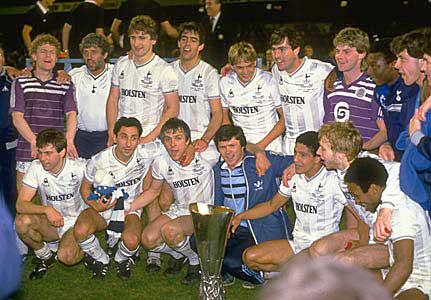thfcnostalgia's tweet photo. Better than 4th place #THFC #UEFA #ShinyTrophy http://t.co/thTwPuB7IL