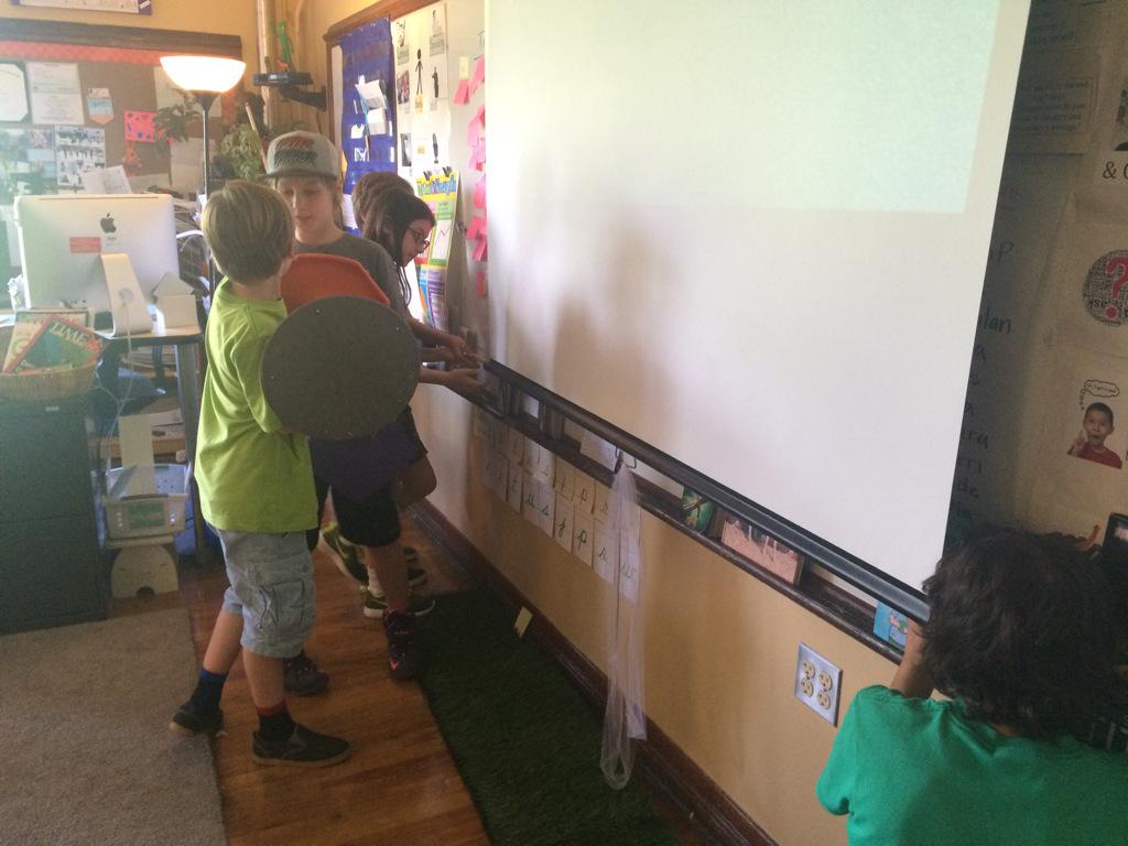 MeganPalumbo's tweet photo. Tuning fork sound traveling through multiple materials! http://t.co/tTIDlMg4yl