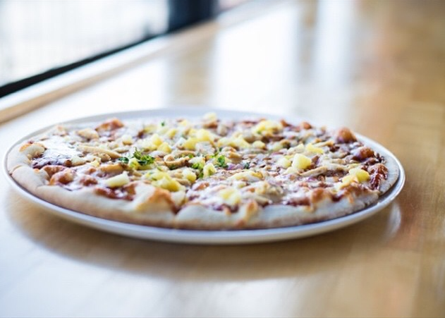 livebasilpizza's tweet photo. 160 seconds to perfection. That’s less than 3 minute’s time! http://t.co/A6LMfiIYFi