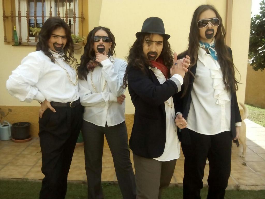 cristi_117's tweet photo. @ElHormigueroMx  ATRÁS ☝👏 👏 http://t.co/u7A6qcMRRe
