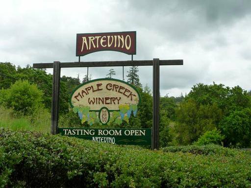 TGIF pick of the week: Maple Creek Winery <a href="/artevinowine/">Maple Creek Winery</a>. We ♡ original art by Tom Rodrigues; lovely #Mendocino wine.