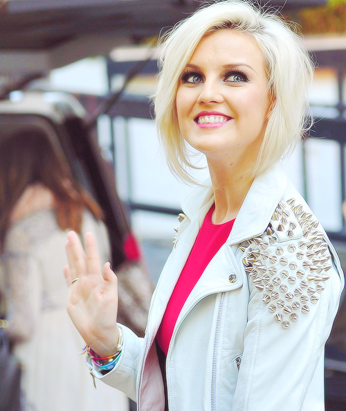 zerrieglass's tweet image. Como não amar? #ChoiceMusicGroupFemale #LittleMix