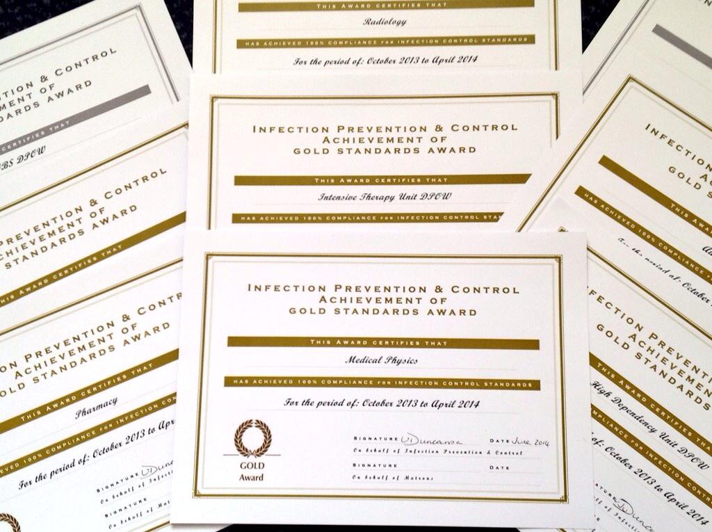 vivatcarriole's tweet photo. @KarenJNHS Would you like 2 join us awarding the IP&C certificates pls? #Gold #Silver #Bronze #LotsOfAwards http://t.co/ZENTSnv5Fo
