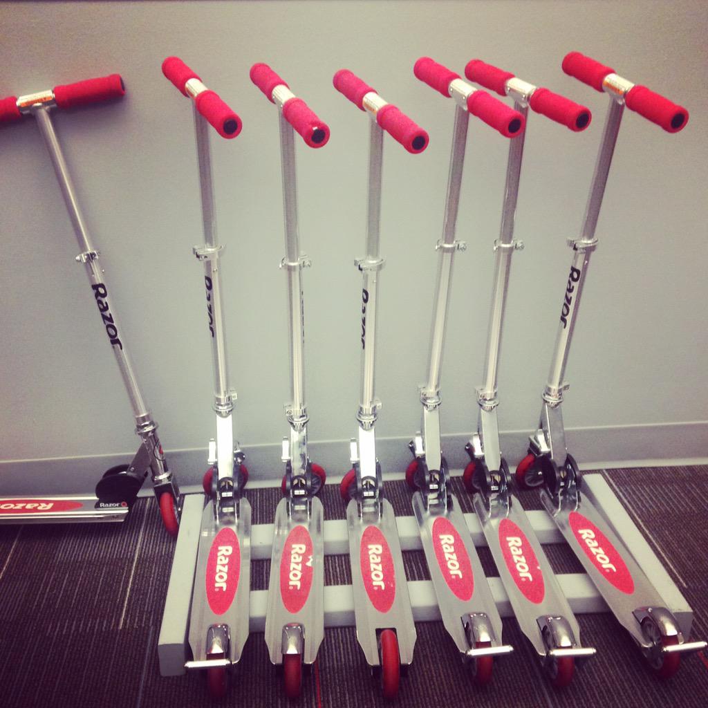 SavageJovan's tweet image. It&apos;s Hard To Find Parking These Days 😀.. #FireHost #Razor