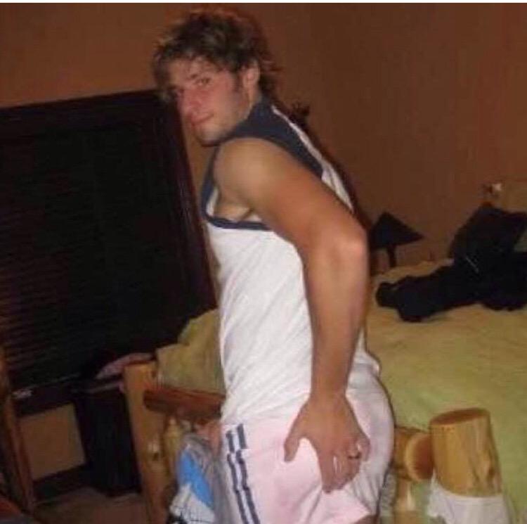 BettmanLockout's tweet image. Night night Kessler, keep your butthole tight. #Saadamized #Blackhawks #Ducks