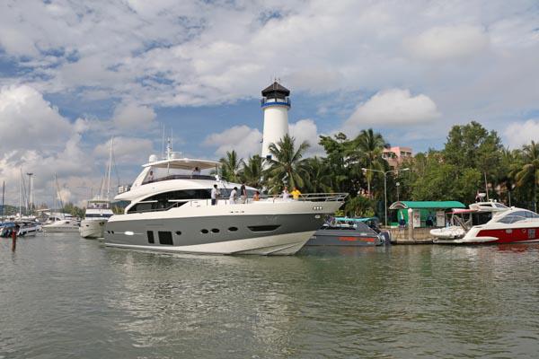 Princess_S_E_A's tweet photo. What better way to truly explore #Phuket than from the luxury of one of our Yachts :-) http://t.co/bAwwi1C6oN