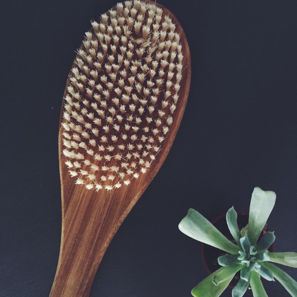TheEightyTwenty's tweet photo. Talkin' 'bout dry brushin' on Instagram @TheEightyTwenty http://t.co/GLUh7tS9vF